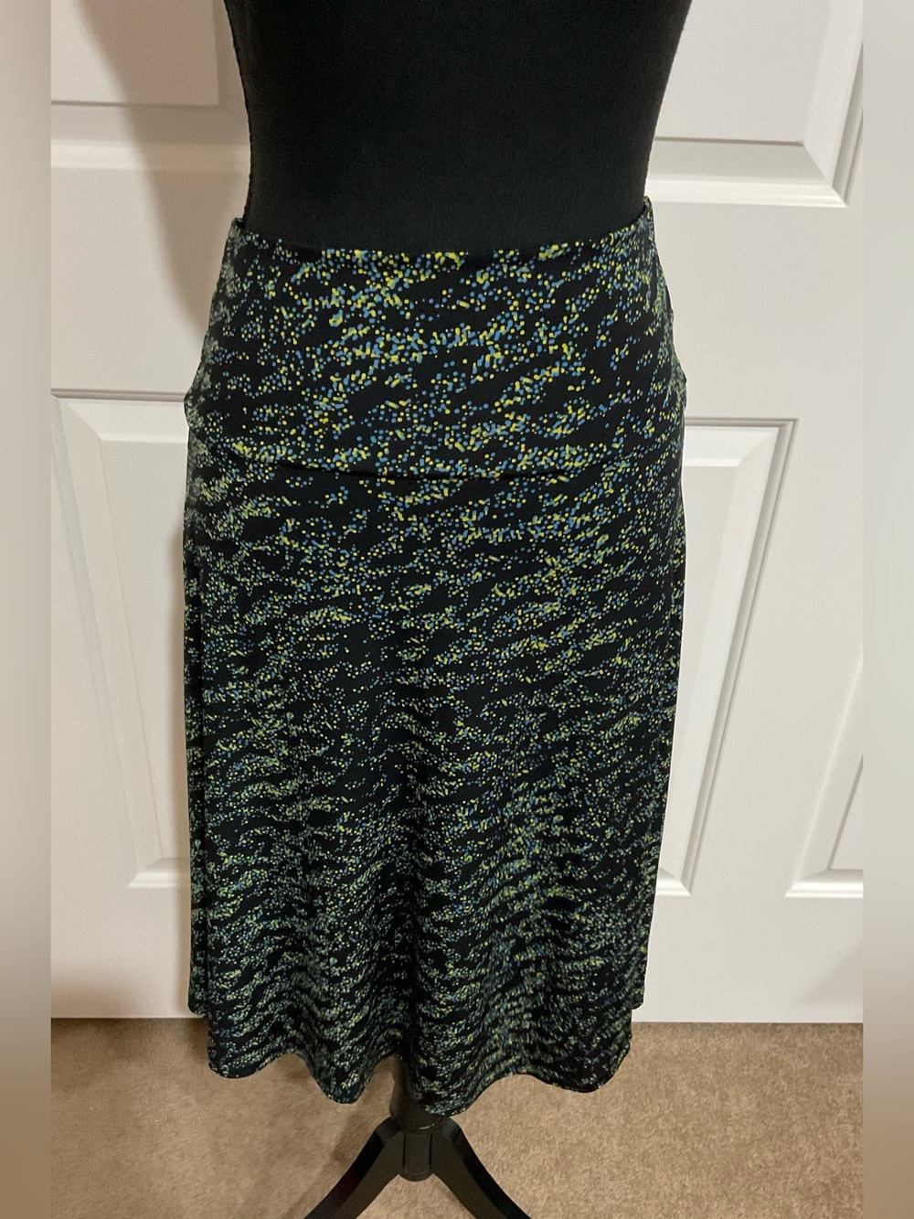 LuLaRoe M Black Classic Skirt with Blue and Lime Dot Pattern